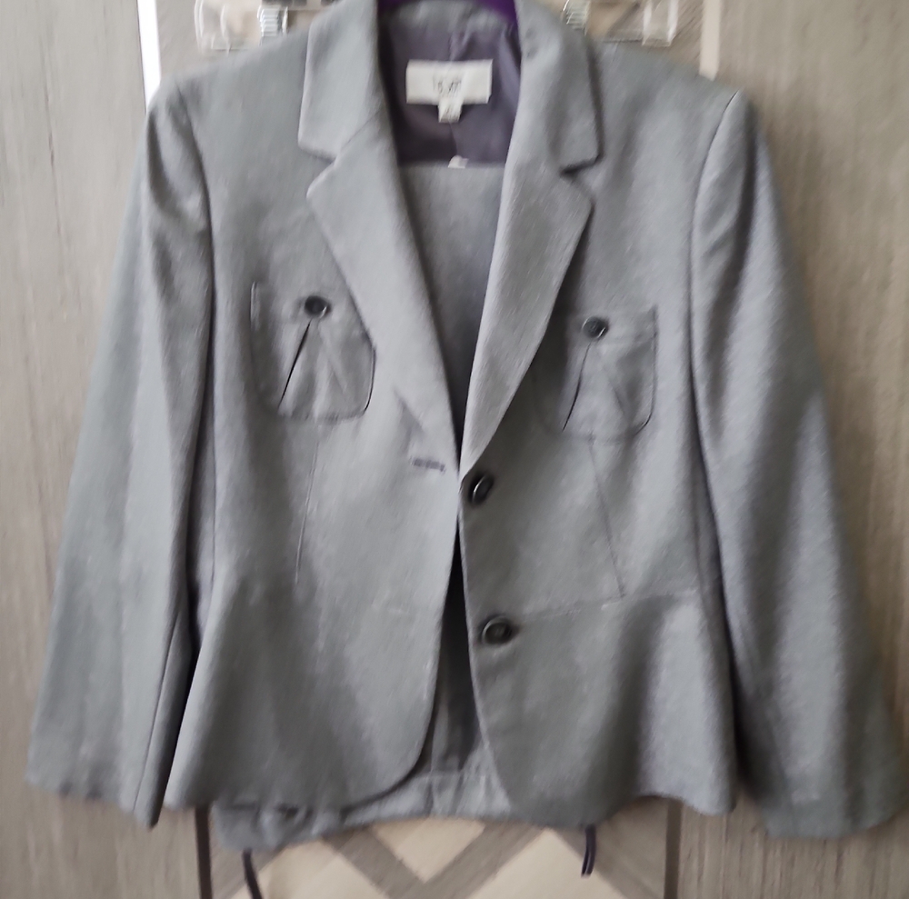 Le Suit Charcoal Blazer